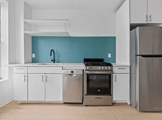 557 17th Street 3R image 1 of 6