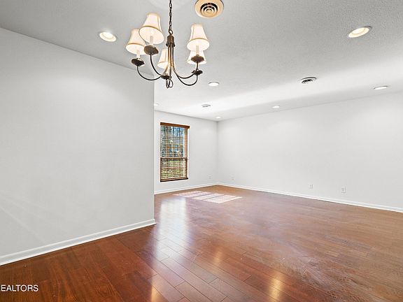4th image of 7914 Gleason Dr APT 1136