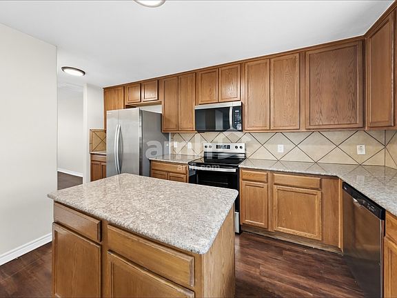 3rd image of 12301 Arbor Lake Rd