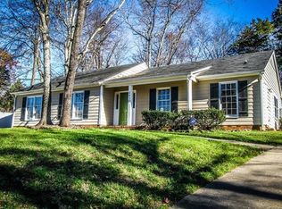 2430 Oldenburg Dr, Charlotte, NC 28210