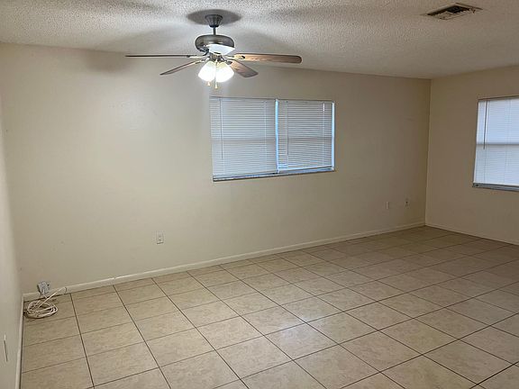 5th image of 1410 Rainbow Ave #1410