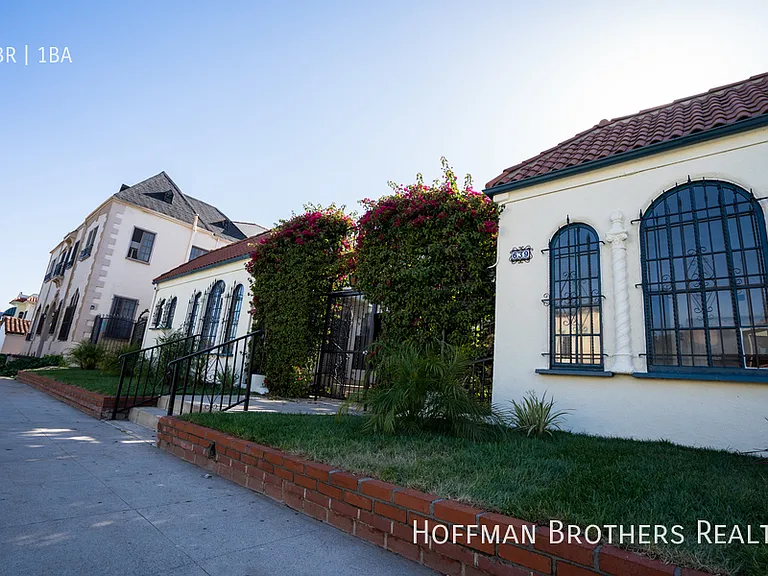 641 N Spaulding Ave — Photo 12