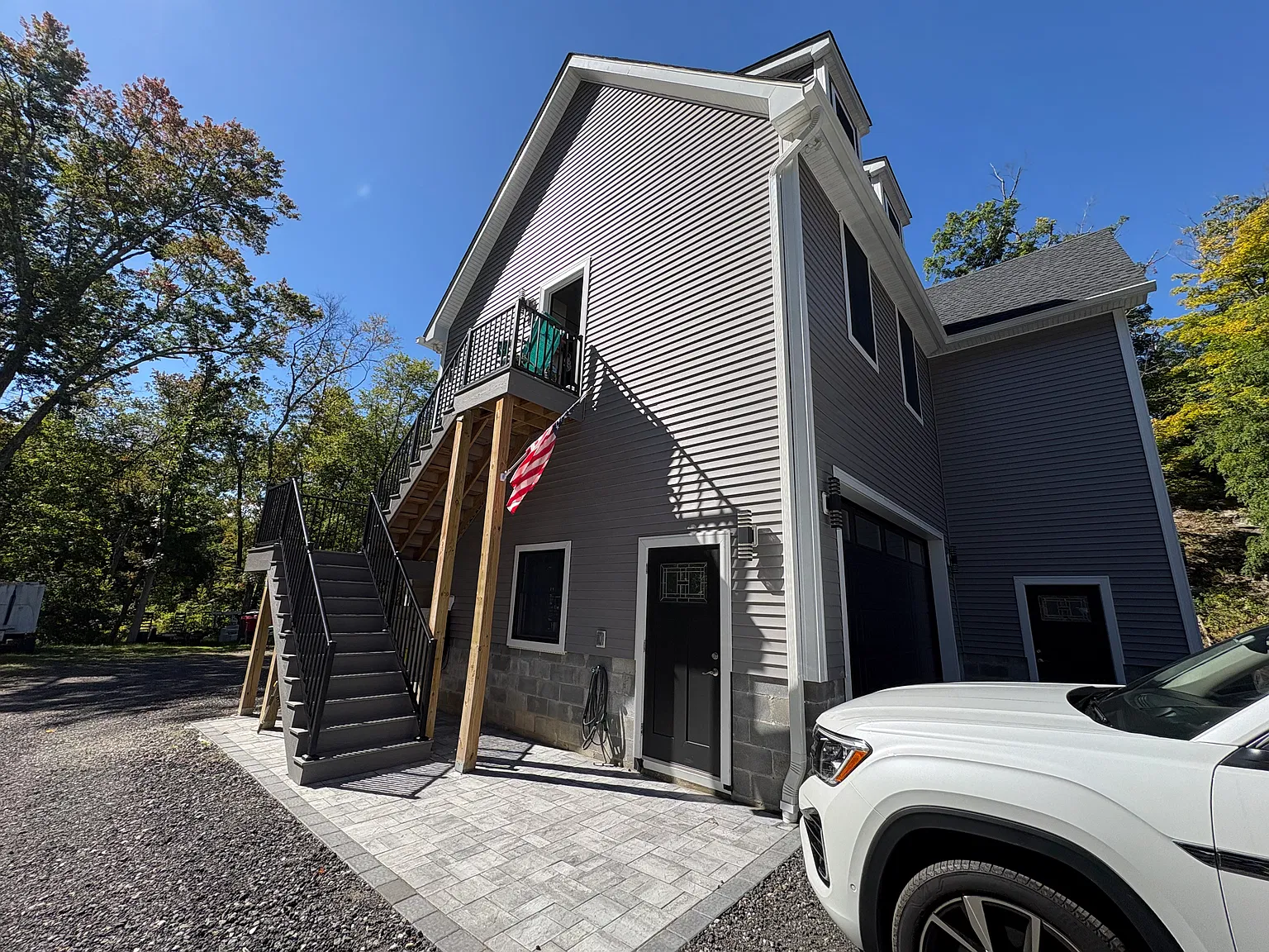 2 bed, 1500 sqft, $3,100 — Photo 2