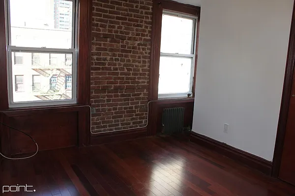 Rented by Point NYC | media 19