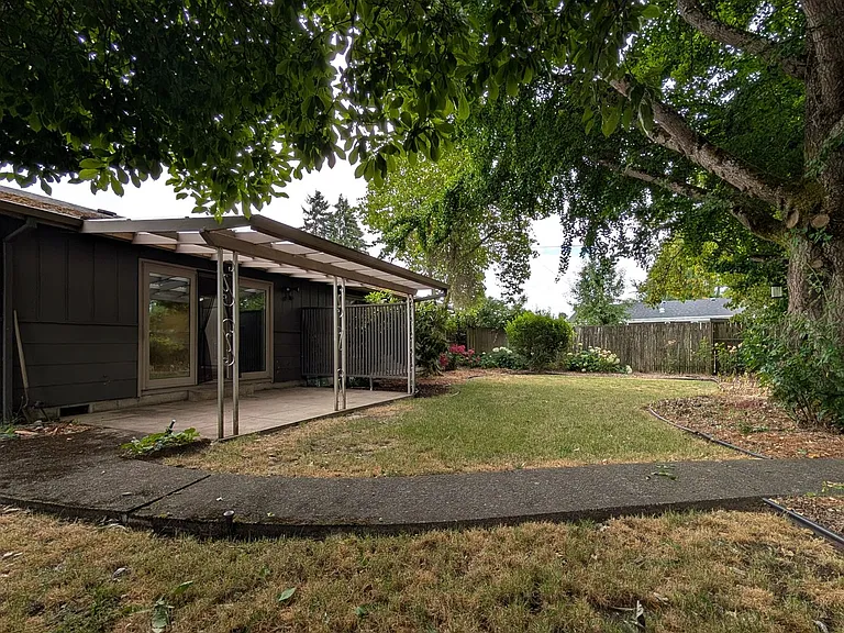 3338 Gardenia Way — Photo 2
