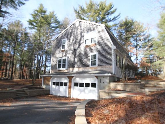 2nd image of 20 Ledgewood Dr