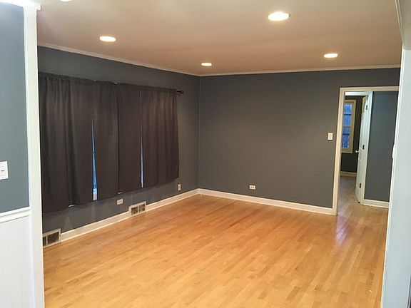 3rd image of 511 N Columbine Ave