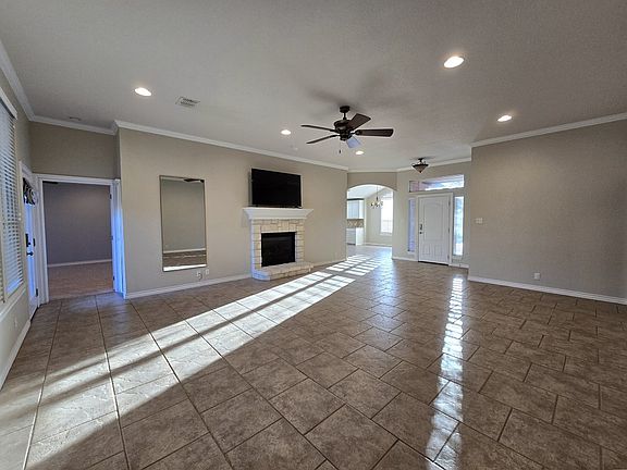 2nd image of 5620 Llano Ct