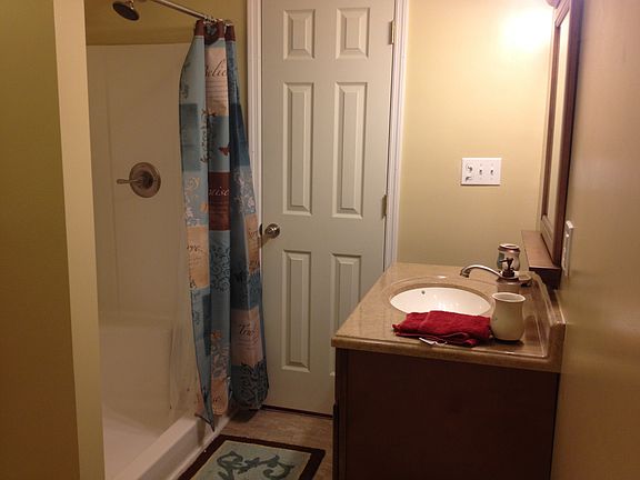 2nd image of 44 Surrey Dr