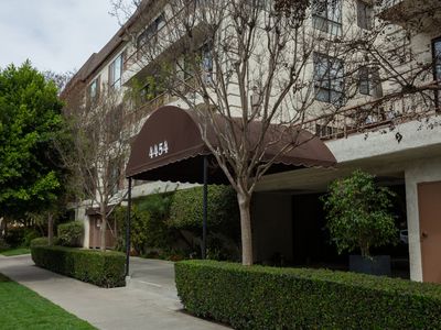 4454 Ventura Canyon Ave APT 101, Sherman Oaks, CA, 91423