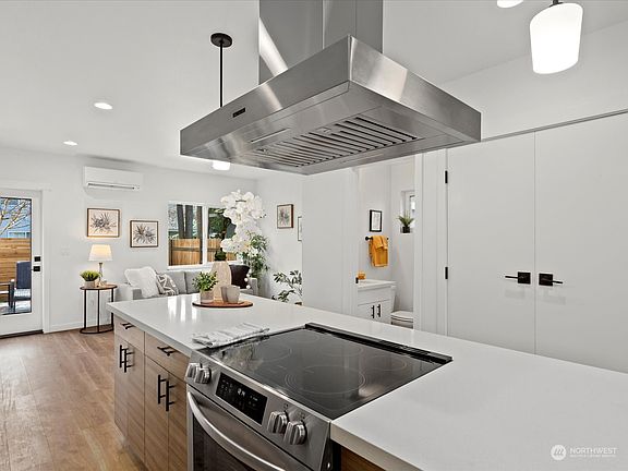 4th image of 13530 B Burke Avenue N