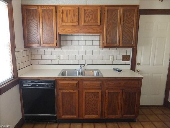 4th image of 4623 Ardmore Ave
