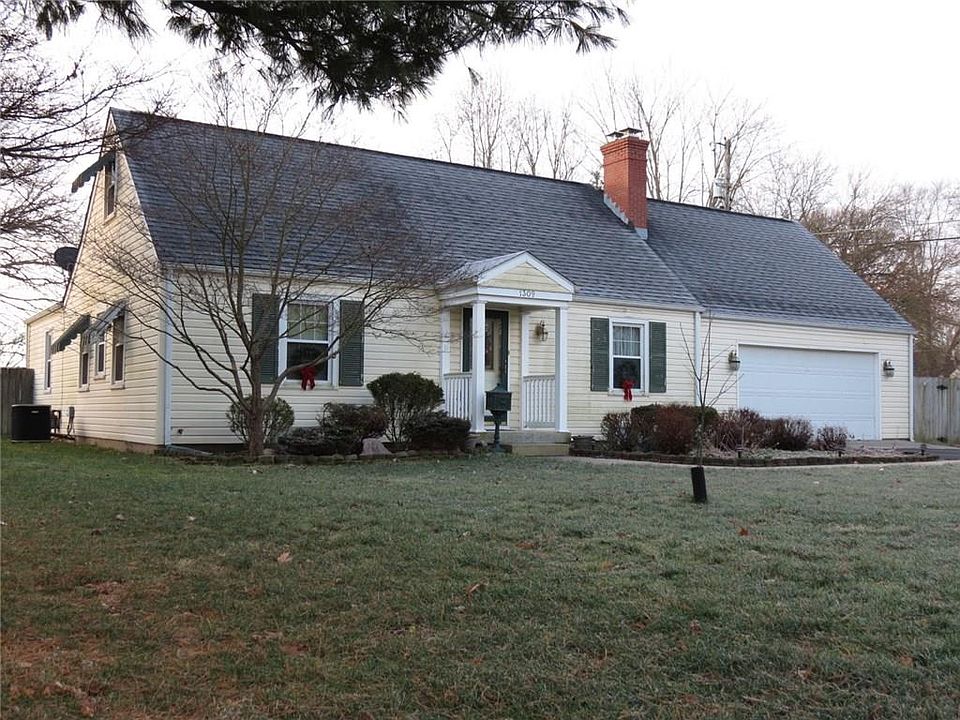 2nd image of 1309 Laurel Dr