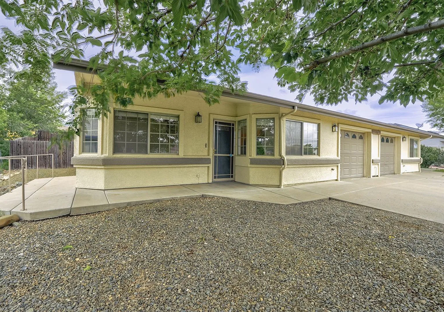4150 N Viewpoint Drive — Photo 1