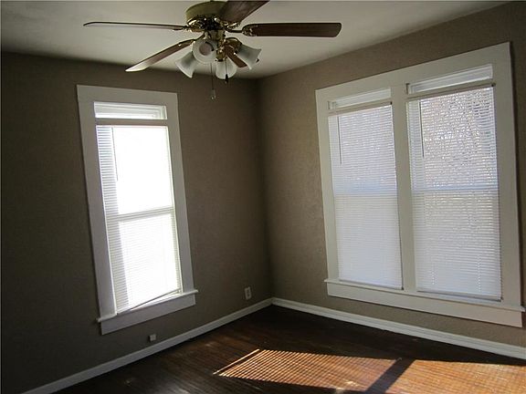 3rd image of 717 Cypress Ave
