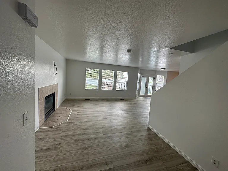 163 Skyline Dr — Photo 6