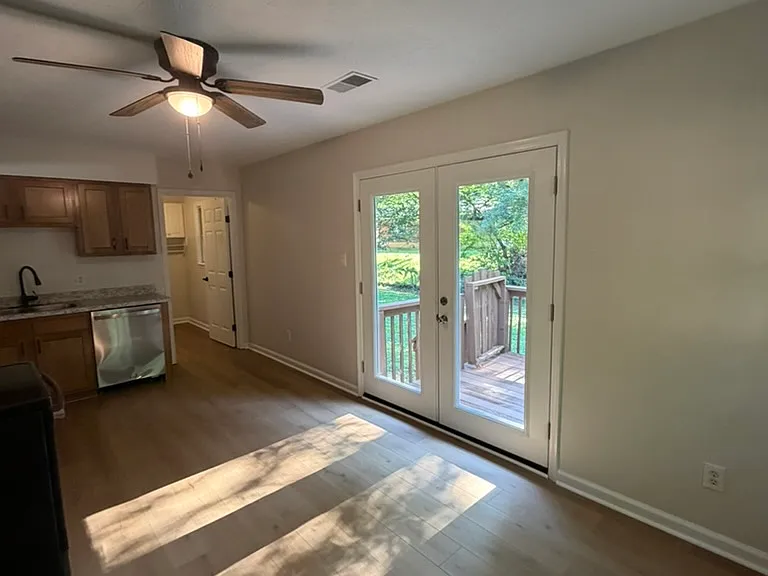 166 Kimberly Ct — Photo 12