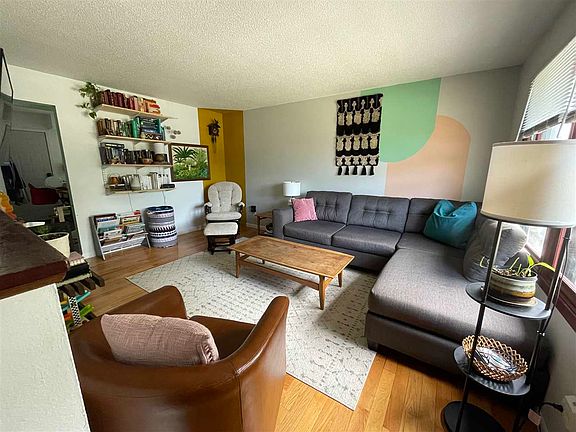 3rd image of 412 Westgate St