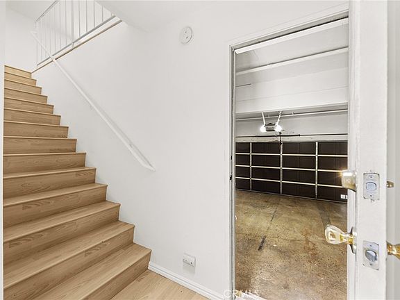 4th image of 950 Golden Springs Dr Unit F