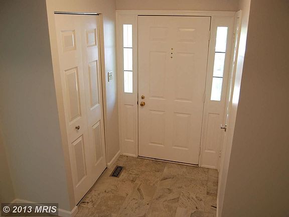 2nd image of 5802 Edson Ln