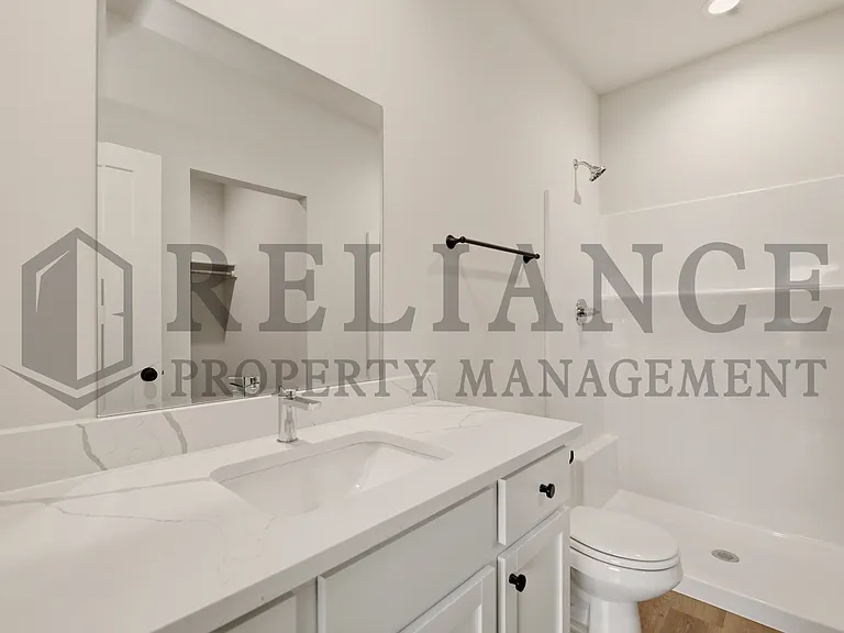 202 N Gowen St — Photo 36