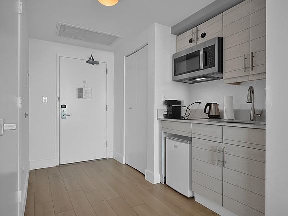 3rd image of 2889 Mcfarlane Road #1516