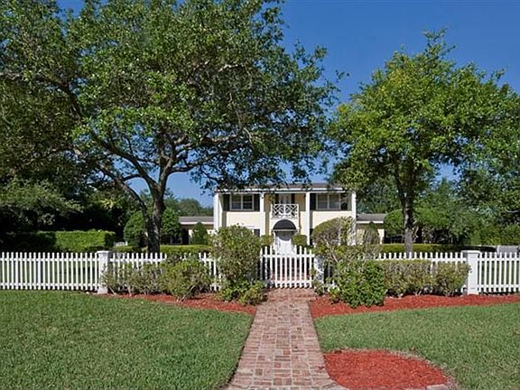 3rd image of 5635 Arbor Ln