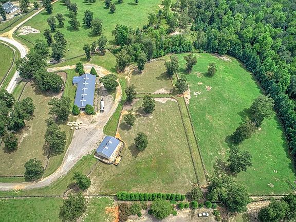 3rd image of 494 Paloma Ln