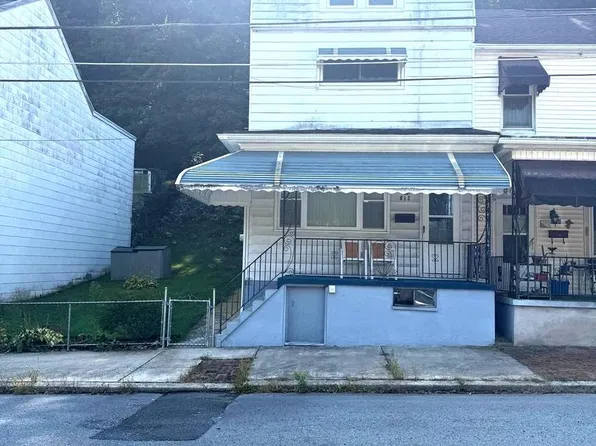 612 W Bacon St, Pottsville, PA 17901