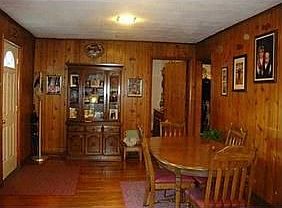 4th image of 900 Berry Hills Dr