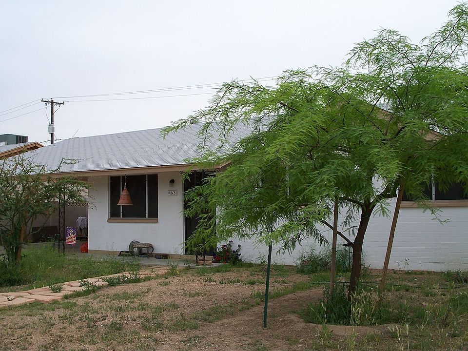 Charming Home in Stardust 6 Subdivision