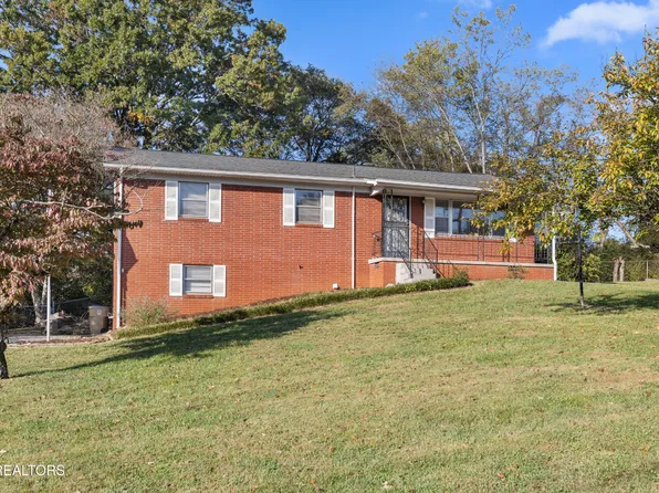 5541 Stoneleigh Rd, Knoxville, TN 37912