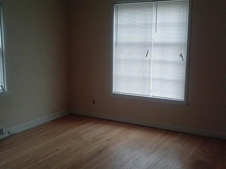 3700 W Capitol Dr #3700 — Photo 5