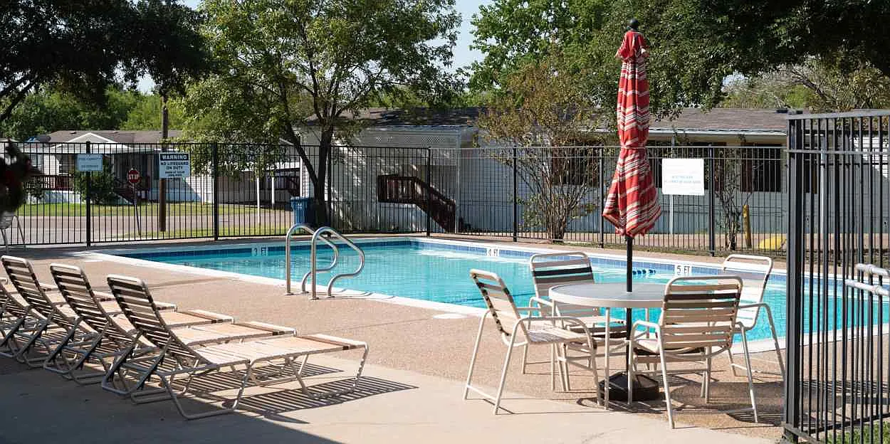 Arbor Springs — Photo 4