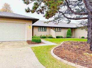 3522 Highland Center Dr, Green Bay, WI 54311