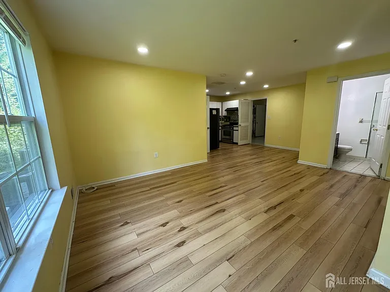 263 Prestwick Way — Photo 11
