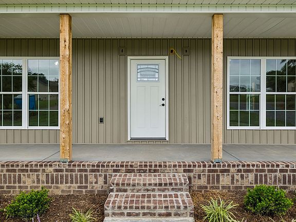 3rd image of 72 Forkum Ln