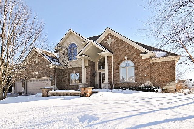 1st image of 26113 W Oak Crest Ln