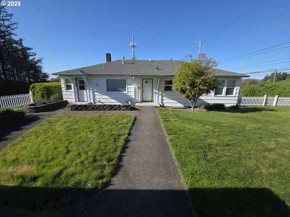 22055 NE Couch St, Gresham, OR 97030