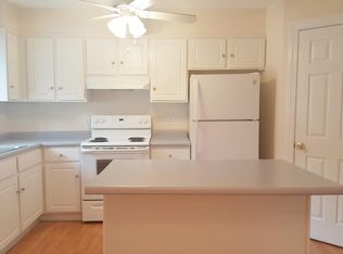 129 Ripple Ln, North Kingstown, RI 02852