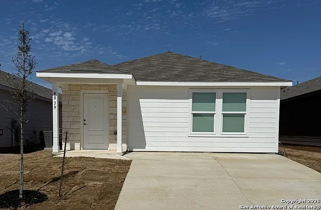 4039 Imogene Ivy — Photo 1