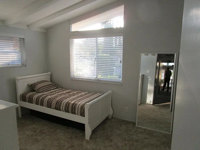 10638 Danube Ave — Photo 10