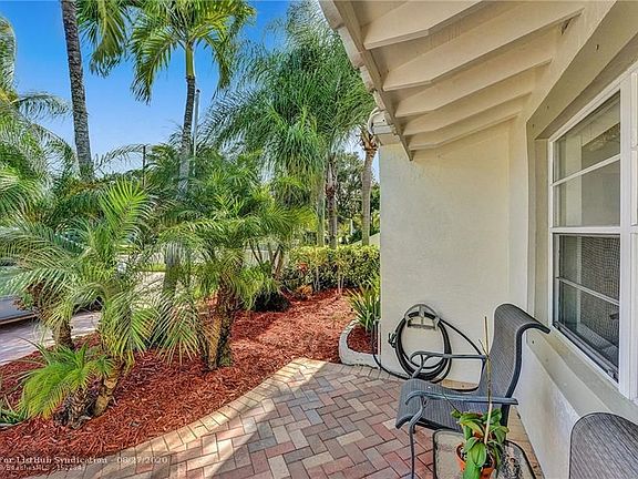 2nd image of 620 SW 17th St