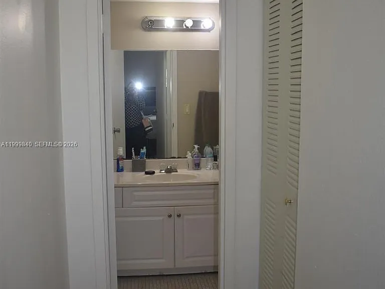 5231 Geneva Way #204 — Photo 4