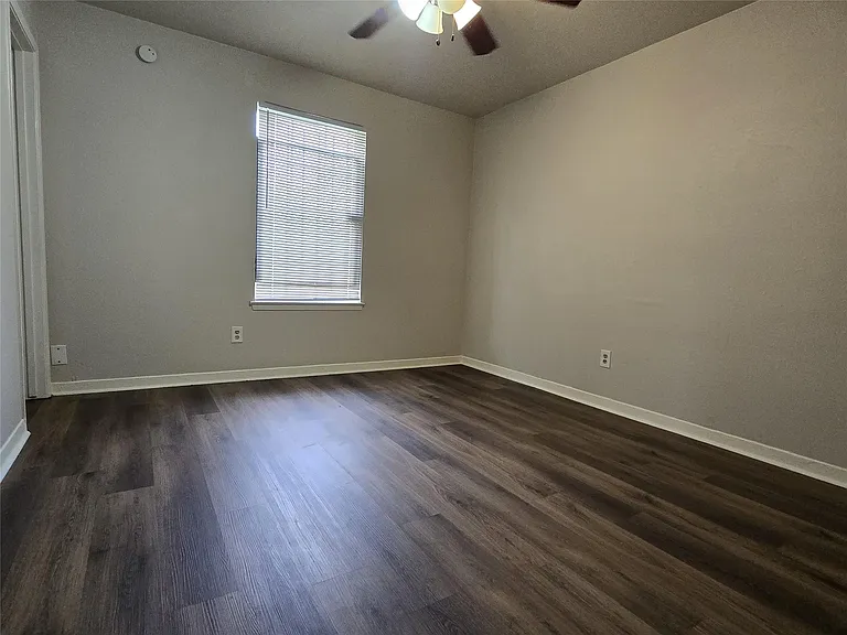 7731 Melanie St — Photo 4