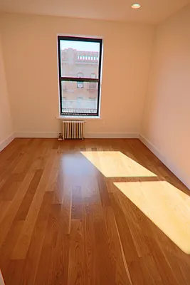 Rented by PMG Real Estate  | media 18