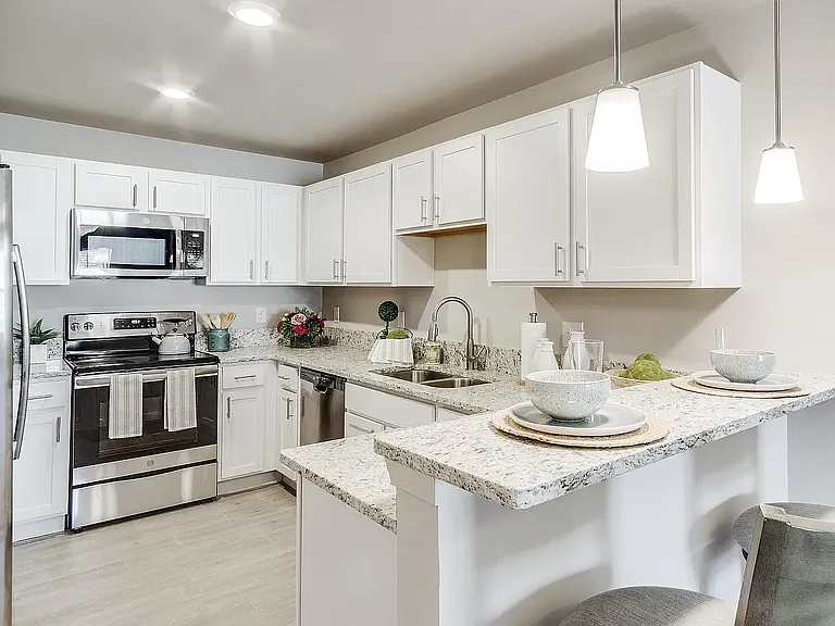 Tribute Creek Apartment Homes — Photo 8