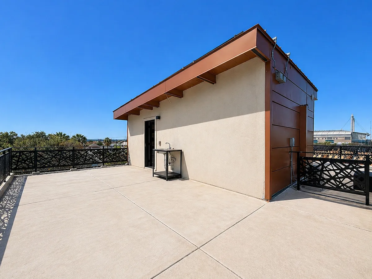 Building Photo - 222 S Olive St #1102