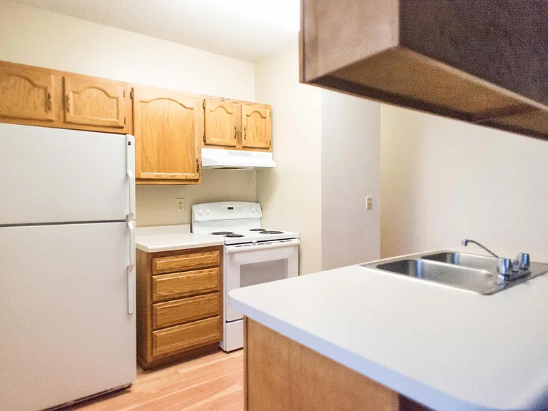 411 Broadway N #304 — Photo 20