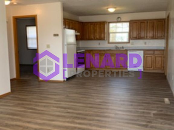 5th image of 1841 E Laverne St